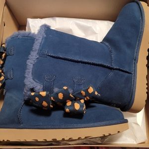 UGG W Bailey Bow Retro Spots